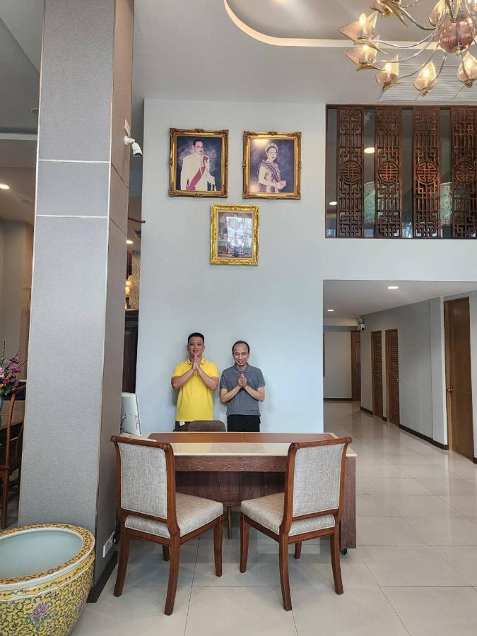 August Residence Bangkok Eksteriør bilde
