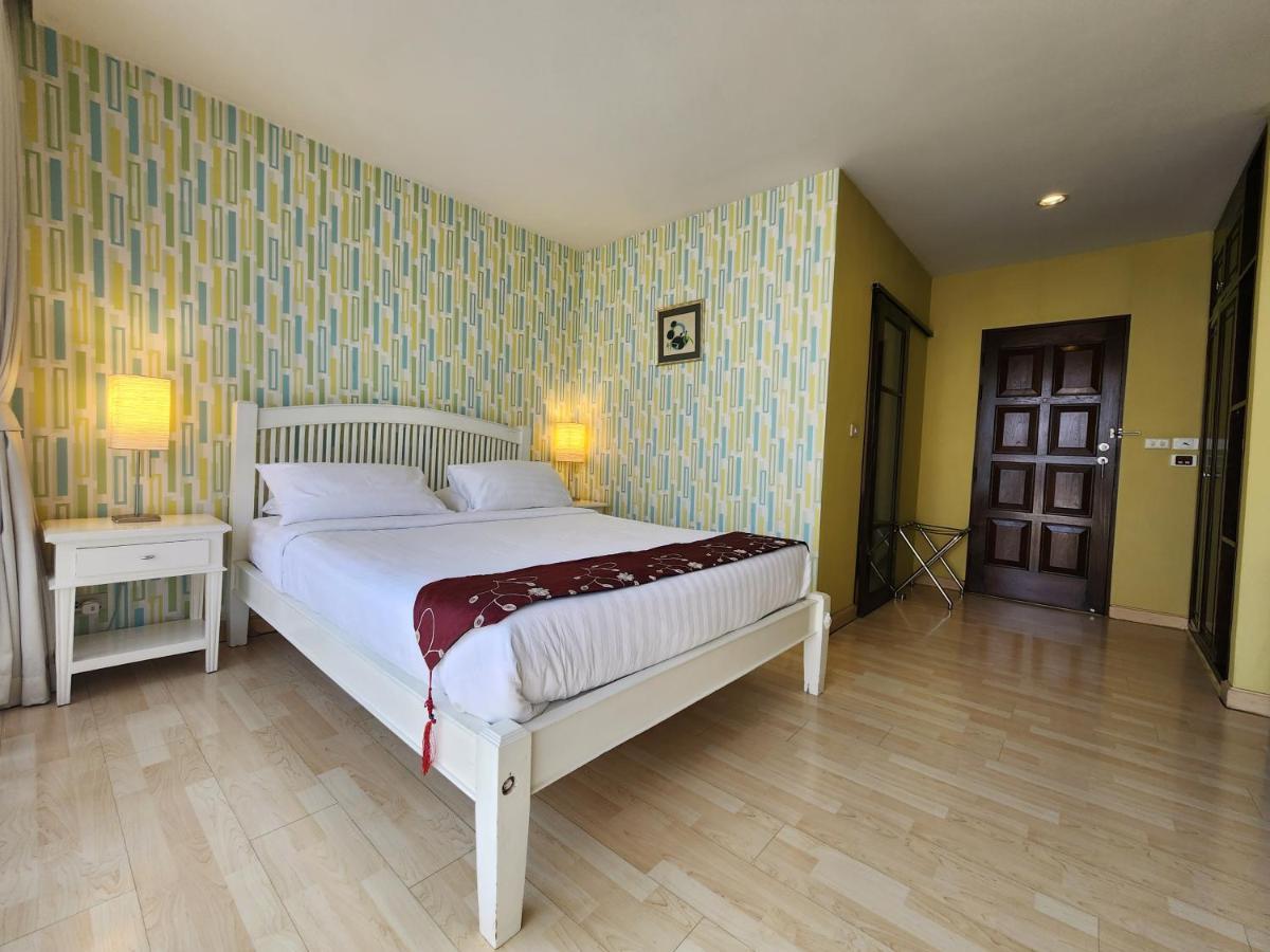 August Residence Bangkok Eksteriør bilde